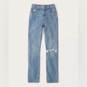Abercrombie Ultra High Rise 90’s Slim Straight Jean size 32S